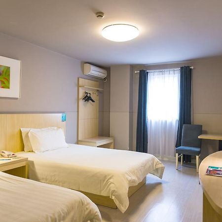 Jinjiang Inn Select Wuhan Chu Hehan Street Shuiguohu Екстер'єр фото
