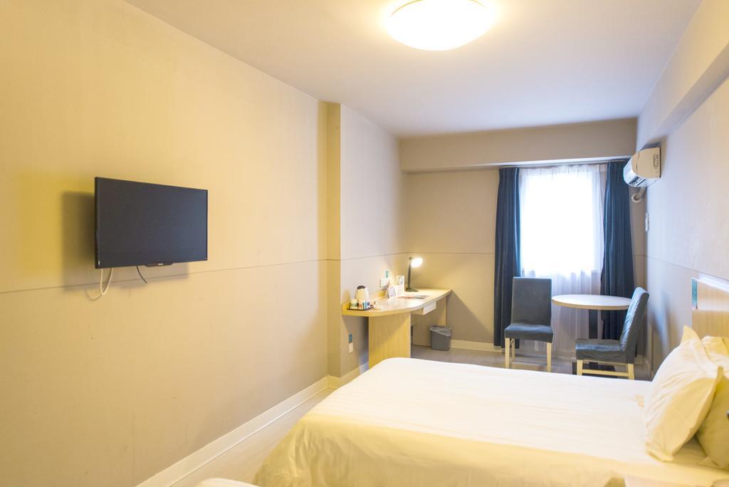 Jinjiang Inn Select Wuhan Chu Hehan Street Shuiguohu Екстер'єр фото
