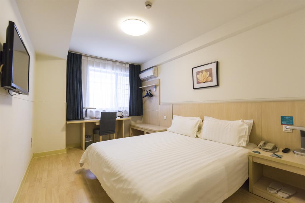 Jinjiang Inn Select Wuhan Chu Hehan Street Shuiguohu Екстер'єр фото